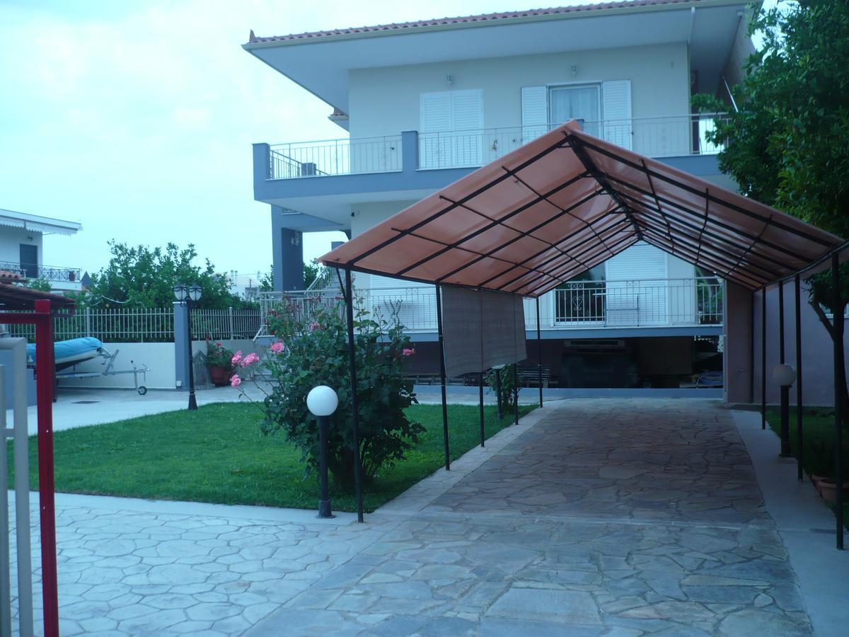 Rea'S House Vrahati מראה חיצוני תמונה