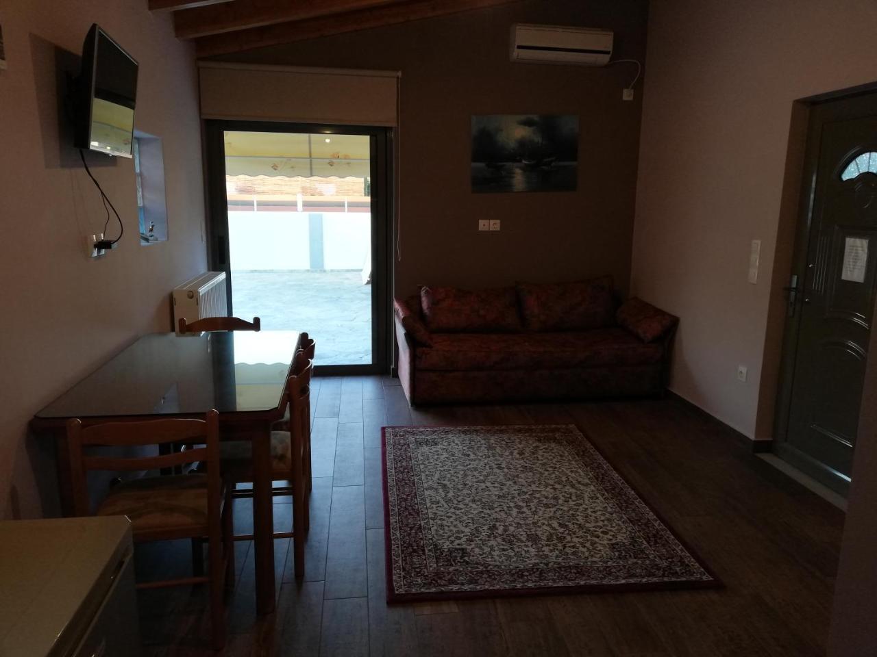 Rea'S House Vrahati מראה חיצוני תמונה